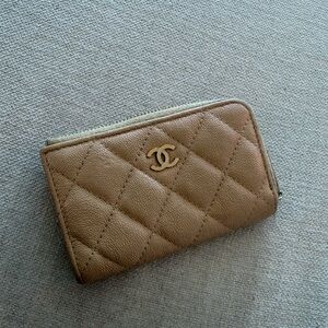 CHANEL Beige Quilted Wallet